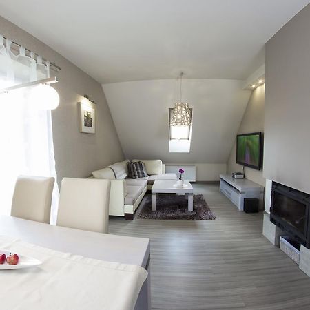 Modern Apartment Oswiecim Phòng bức ảnh